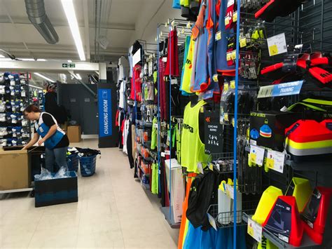 Wie Sportartikelhändler Decathlon mit Marktplatz und Nachhaltigkeit ...