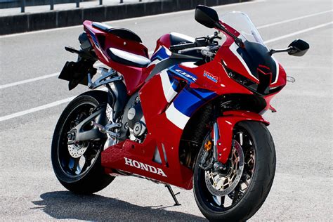 Honda CBR600RR 2021 llegará en septiembre con 119 CV y no pisará Europa