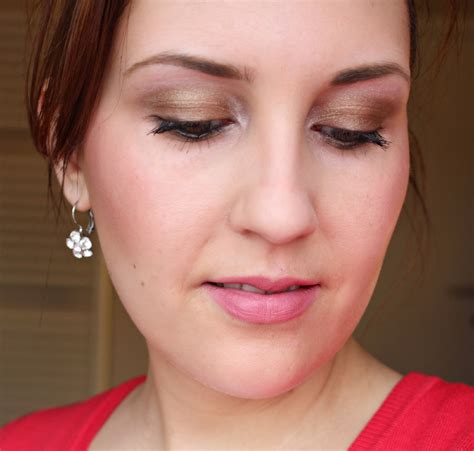 BOURJOIS TRIO NUDE SMOKY REVIEW SWATCHES LOOK Beauty Treasures