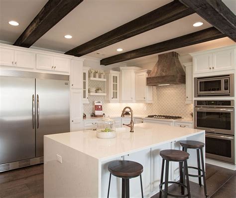 White Kitchen Cabinets - Homecrest Cabinetry