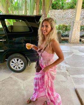 INSTA Cici Coleman Bikini In Bali Jan Phun Org Forum