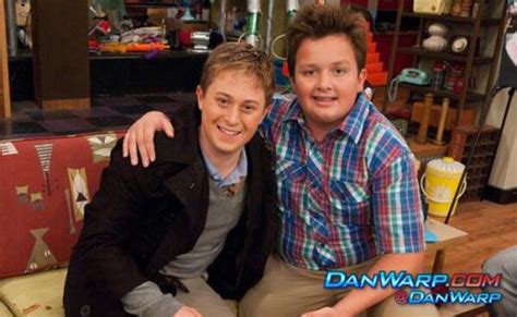 nevel papperman on Tumblr