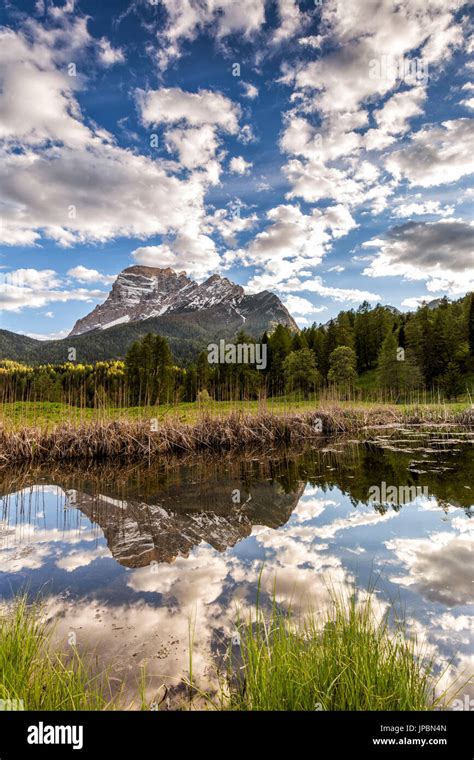 Pelmo Mountain Reflected Hi Res Stock Photography And Images Alamy