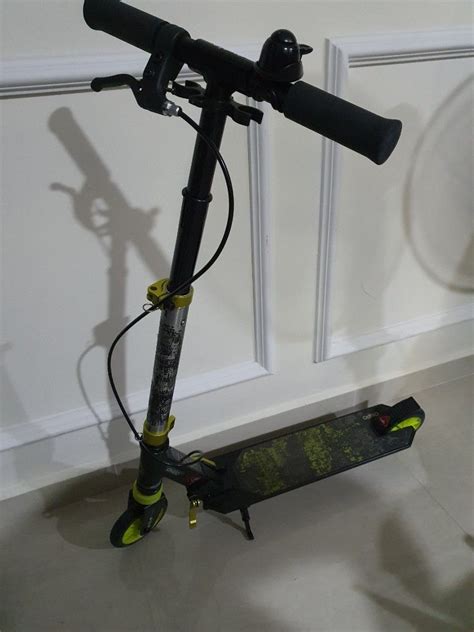 Oxelo Scooter, Sports Equipment, PMDs, E-Scooters & E-Bikes, E-Scooters ...