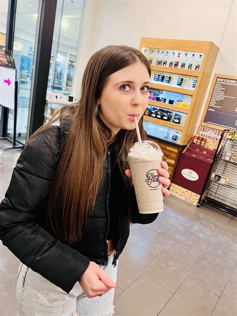 F Think Im Hot R Amihot