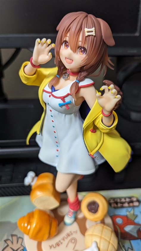 ひが On Twitter そういえば最近ついに戌神ころねちゃんのフィギュア買ったよ！ケモ耳好きな自分に気づいてしまった。 （なお超プレ値）