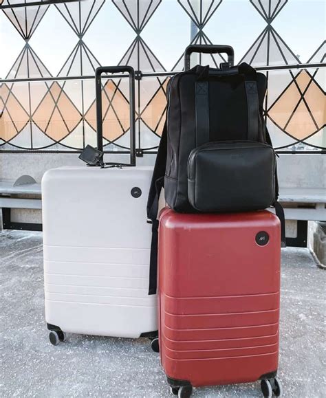 Monos Luggage Review Midlife Globetrotter