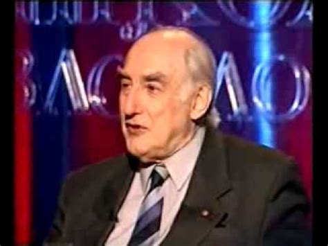 Школа Злословия - Виталий Гинзбург (4) - YouTube