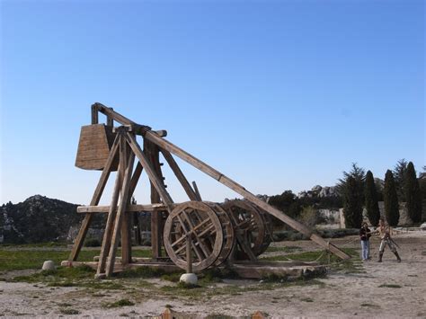 拋石機 投石車 類型 人力機 彈力機 扭力機 配重式機 來源 操作原理 歷史上的 中文百科全書