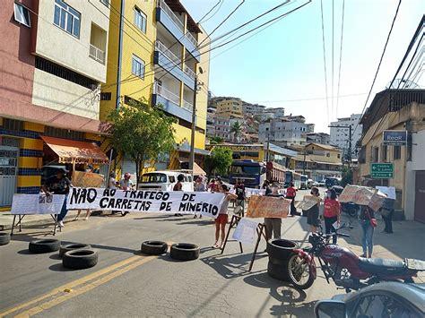 Moradores De Vi Osa Em Mg Protestam Contra Circula O De Geral