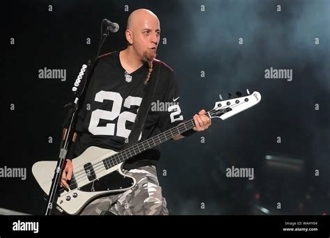 Rio de Janeiro, September 25, 2015. Bass player Shavo Odadjian of ...