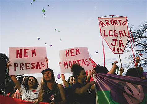 Brasília recebe sessão gratuita de filme que retrata busca por aborto legal na América Latina