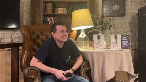 Шамиль Идиатуллин. Презентация книги "До февраля" в кафе "Март" - YouTube