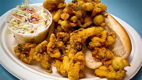 The First Fried Clam Recipe How To Make Fried Clams Mens Journal