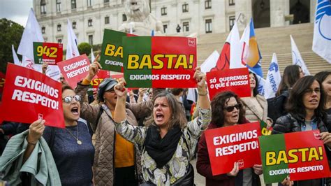 Governo Chama Sindicatos De Professores Para Retomar Negociações Tvi