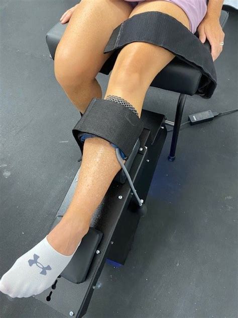 Knee Pain Pain Treatment in Orlando, FL - Connected Movement