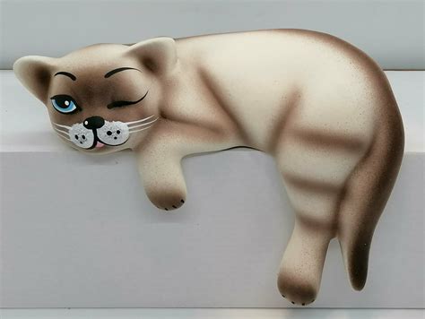 Статуэтки на полку свисающие — купить по низкой цене на Яндекс Маркете