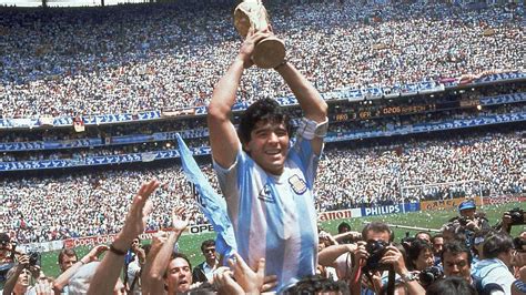 Diego Maradona, The World's Greatest Footballer Died - ANN