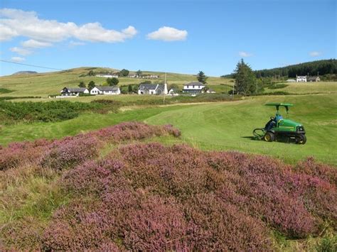 Golf Course With Heather Jonathan Wilkins Geograph Britain And Ireland