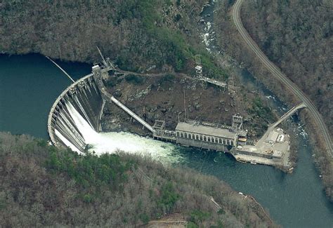 Cheoah Dam - also know as the Fugitive Dam! | Great smoky mountains ...