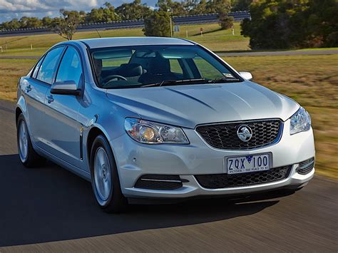 HOLDEN Commodore Sedan specs - 2013, 2014, 2015 - autoevolution