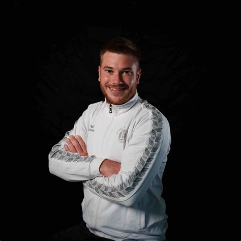 joshua becker net worth