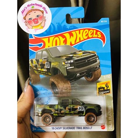 Xe mô hình Hot Wheels 19 Chevy Silverado Trail Boss LT Shopee Việt Nam