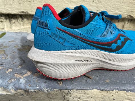 Saucony Triumph 20 Review (2022) - DOCTORS OF RUNNING