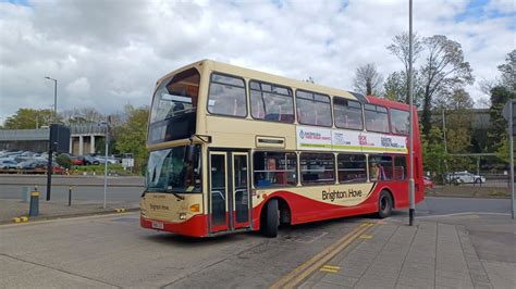 Brighton Hove Omnidekka At Metrobus Yn Szx Route