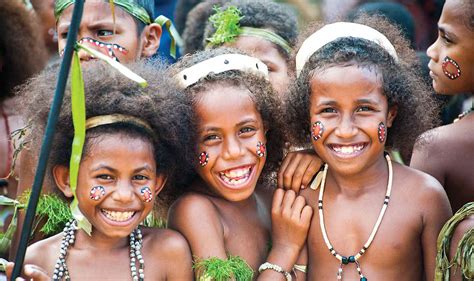 papua  guinea tribe girl