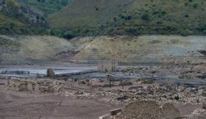 Lost Spanish Town Emerges From The Deep After Years Submerged In