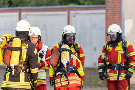 Feuerwehr Embsen L Dt Zur Bung Ein Freiwillige Feuerwehr Ilmenau