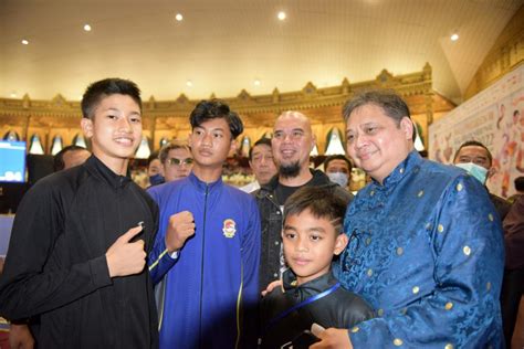 Ketum PBWI Airlangga Dan Musisi Ahmad Dhani Saksikan Kejurnas Wushu