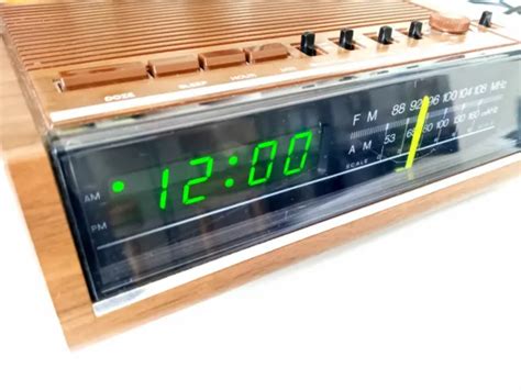 Vintage Panasonic Amfm Alarm Clock Radio Rc 6050 Wood Grain Tested