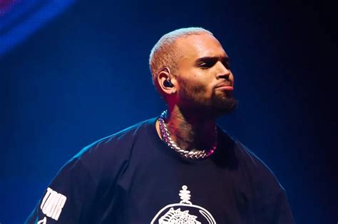 Chris Brown Meet And Greet Photos Go Viral Again For High Price Xxl