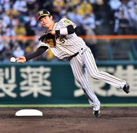 【球宴】阪神中野拓夢は遊撃選出「1年目なのでハツラツとしたプレーを」 プロ野球写真ニュース 日刊スポーツ