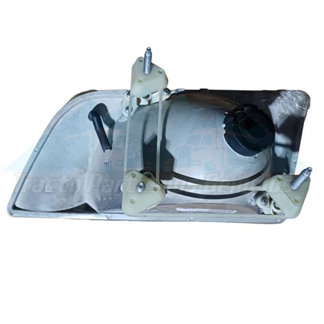 Faro Volvo 2da. Generación | Tractopartes Los Gemelos