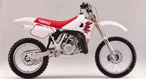 Survie Du Plus Forte L Histoire Du Yamaha Yz Temps Dirt Bike