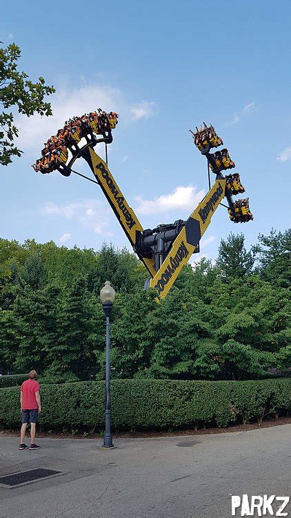 Aero 360 Flat Ride At Kennywood Park Parkz Theme Parks