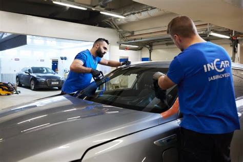 Autokorjaamo Espoo – Kolarikorjaamo ja tuulilasipalvelut