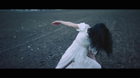 Naked Shelly Levy In Knyttet Til Helvede Paradis