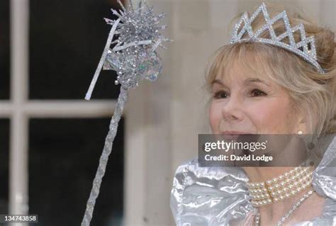 597 Susan Hampshire Photos And High Res Pictures Getty Images