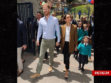 Meghan Markle Dancing In Colombia Prince Harry On Sidelines