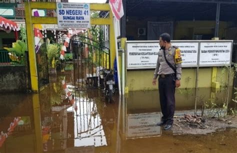 Cuaca Extreme Polisi Imbau Warga Kubu Raya Waspadai Banjir Tanah