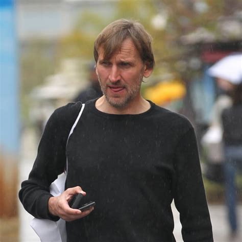 Christopher Eccleston 2025: dating, net worth, tattoos, smoking & body
