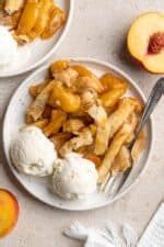 True Old Fashioned Southern Peach Cobbler Grandbaby Cakes