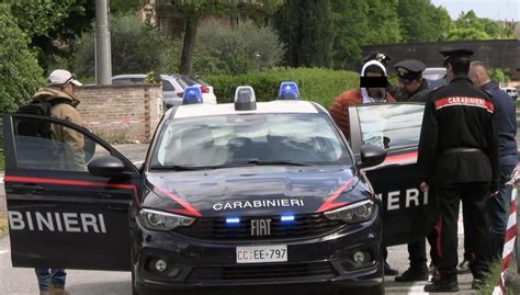 Castelnuovo accoltellato a morte a due passi dal centro Cè il fermo