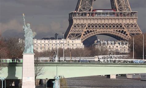 La crue de la Seine a atteint son pic à Paris météo intempéries