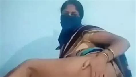 Tamil Aunty Indian Pissing Pissing Porn XHamster