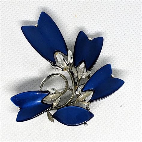 Vintage Lisner Blue Moonglow Lucite Tulip Floral Brooch Etsy